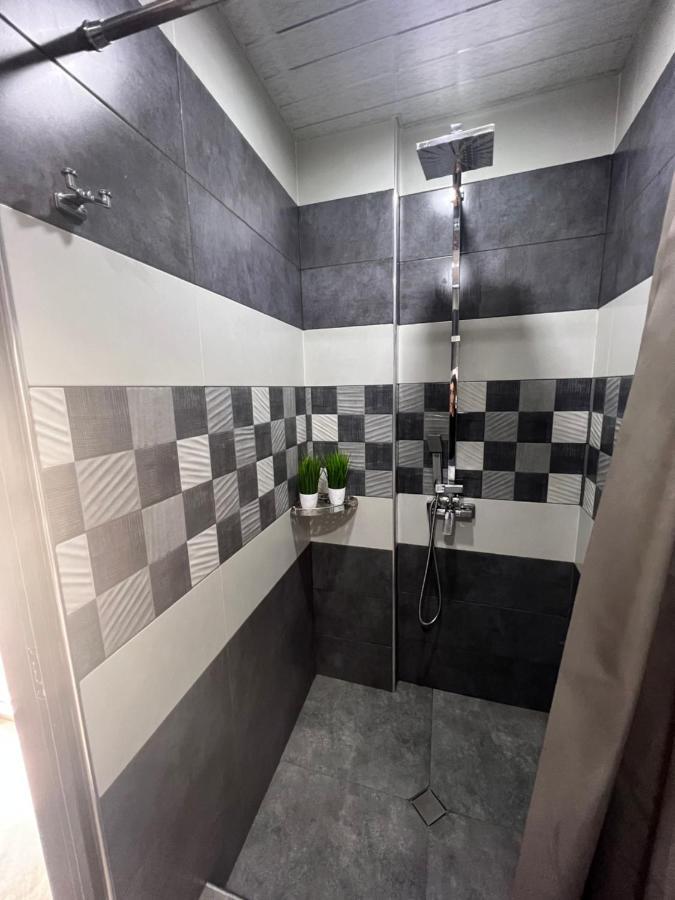 Comfortable Apartment Комфортные Апартаменты Self Check In Erevan Exterior foto